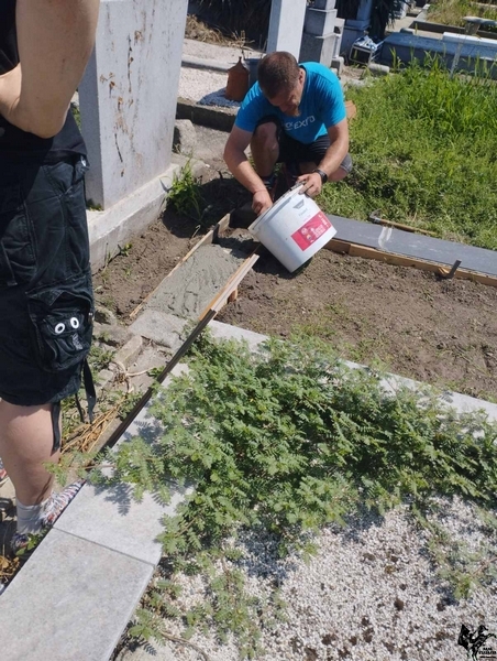 Продължаваме възстановяването на гроба на Мария Сутич