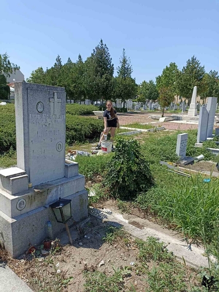 Продължаваме възстановяването на гроба на Мария Сутич